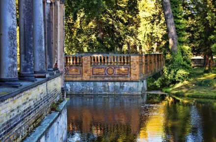 Potsdams Parks laden besonders in den angenehmen Spätsommertagen zum Verweilen und Flanieren ein.