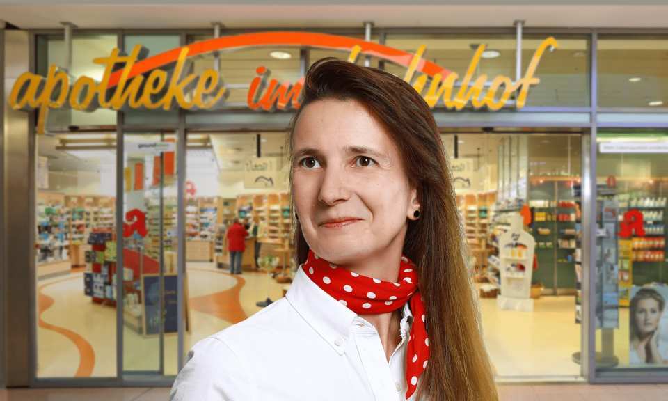 GUTE MITTEL. GUTER TYP.<br>
Frau Goerke – Apotheke im Bahnhof